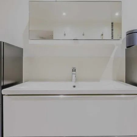 Cosy Modern -2br 4p- Eiffel Tower Apartment Paris